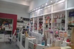 Avril Perfumes & m&aacute;s