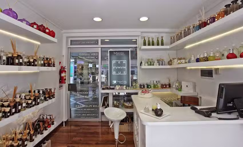 Boutique Devoto PerfumumBue by Marta Harff