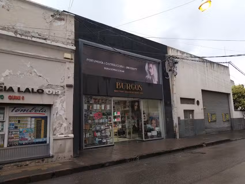 Burgos Distribuidora Burgos Perfumer&iacute;a Burgos University