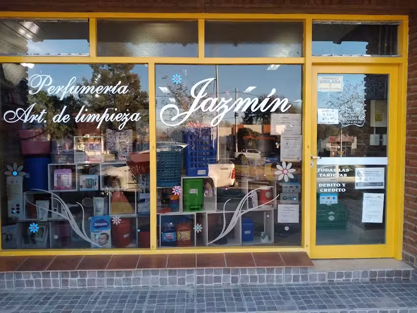 CASA JAZMIN ART. HIGIENE, LIMPIEZA, ART. PLASTICOS Y M&Aacute;S