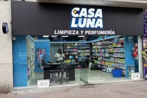 CASA LUNA, Bv. San juan
