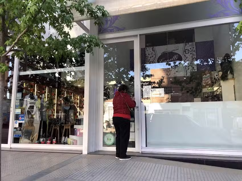 Distribuidora Perfumer&iacute;a Capelli