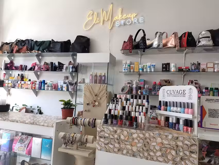 ELI MAKEUP STORE ❤️ San Mart&iacute;n