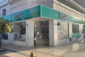 Farmacia Los Alamos &ndash; Col&oacute;n