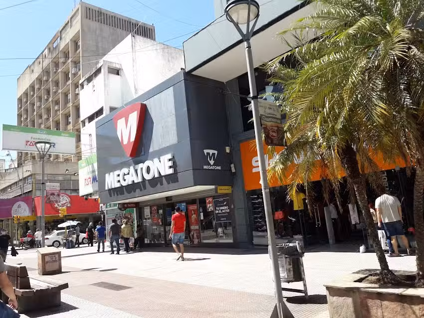 Farmacia Perfumer&iacute;a Peatonal Jun&iacute;n