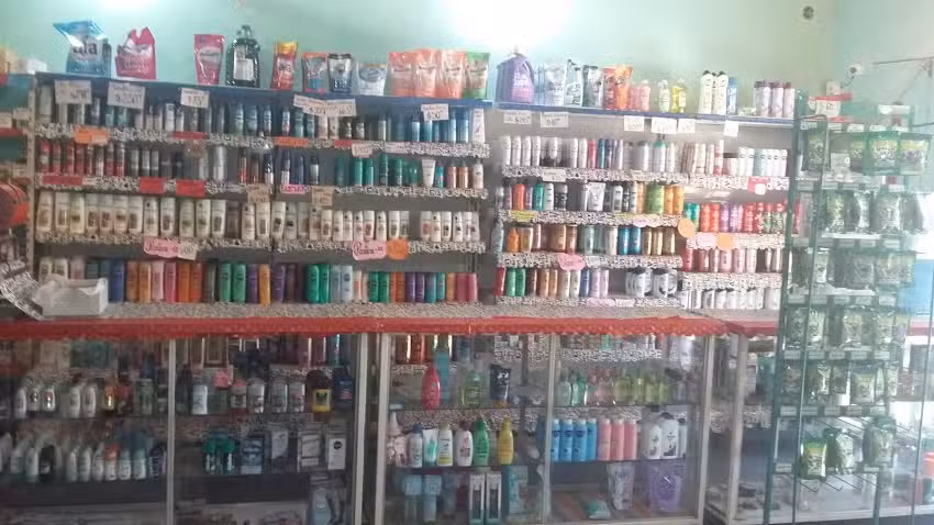 Farmacia Perfumer&iacute;a Santa Clara