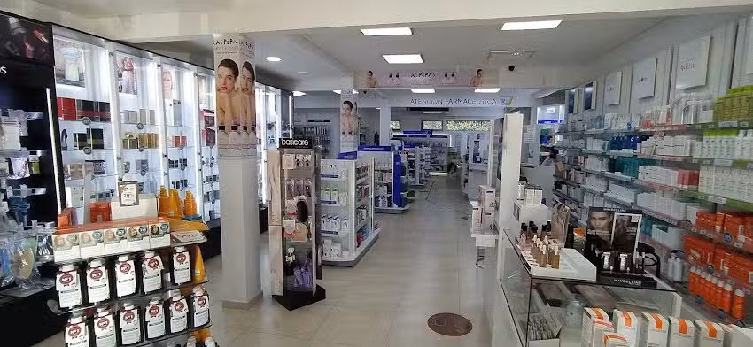 Farmacia Rp./ Los Lirios