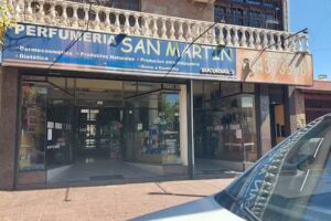 Farmacia y perfumería FARMA24