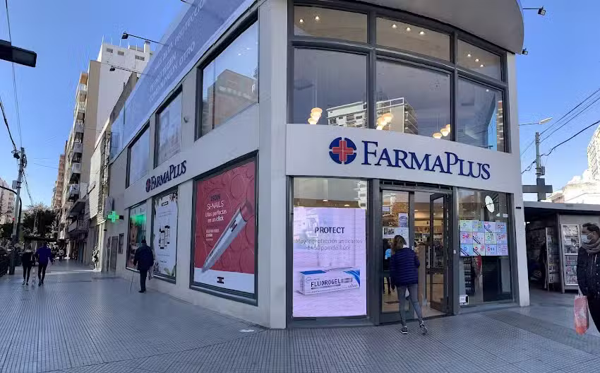 FARMAPLUS &ndash; VILLA URQUIZA III