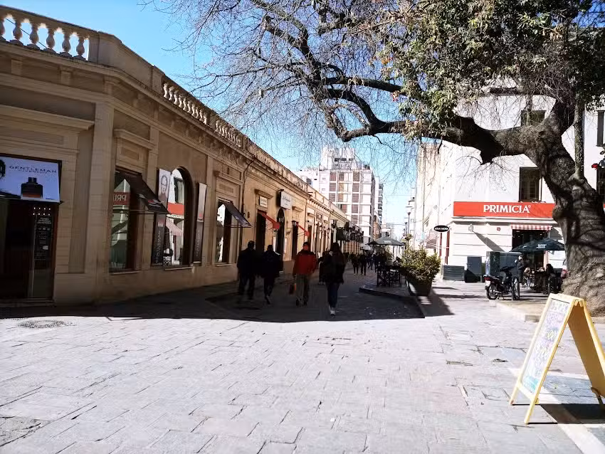 Fiorani Free Shop &ndash; Sucursal Trejo