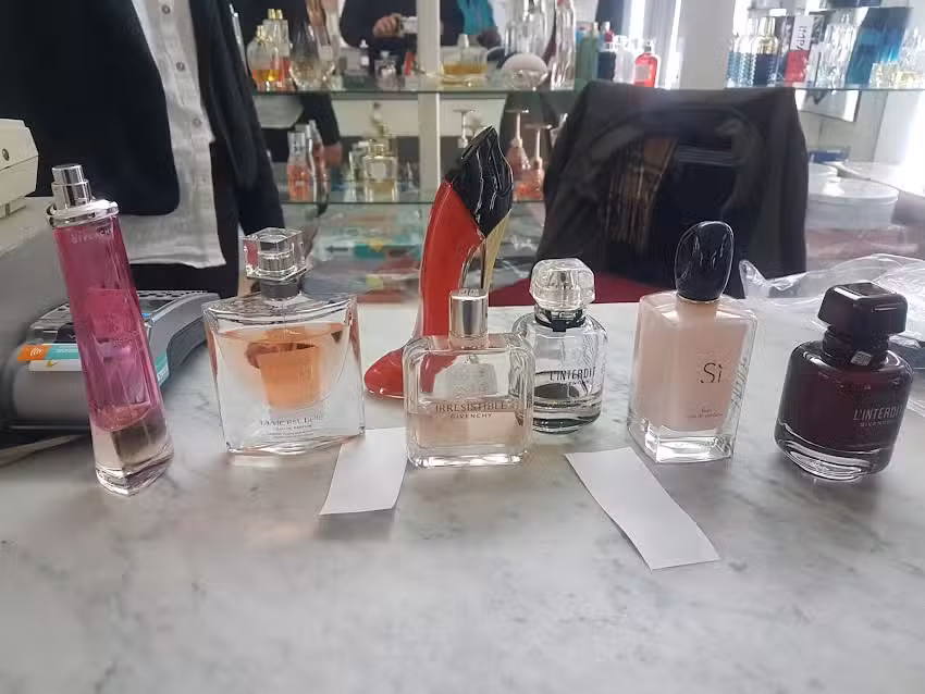 First Class Perfumeria