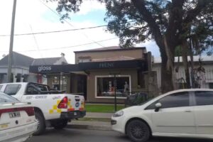 Gloss Perfumer&iacute;as &ndash; Av. Aconquija 1620