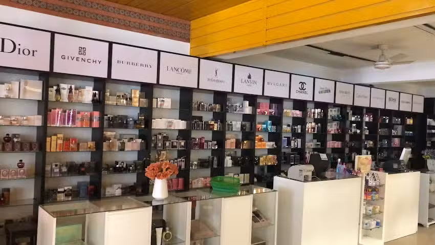 Gray Perfumerias | Sarmiento