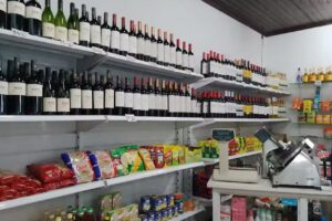 Kiosco y perfumería caro