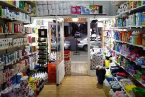 Los Pinos de Mik Art. de Limpieza y Perfumeria