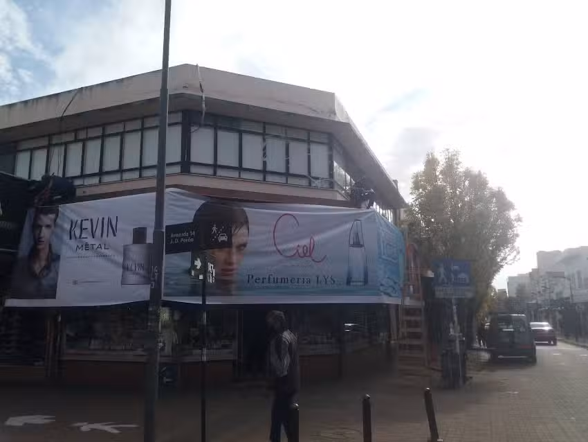 LYS Perfumer&iacute;a