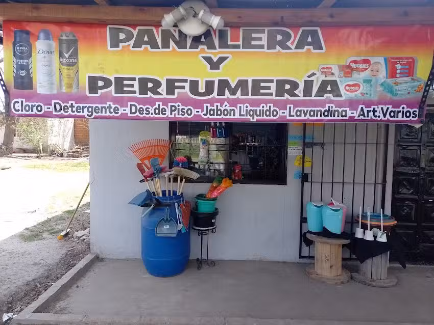 Pa&ntilde;alera y perfumeria P y I