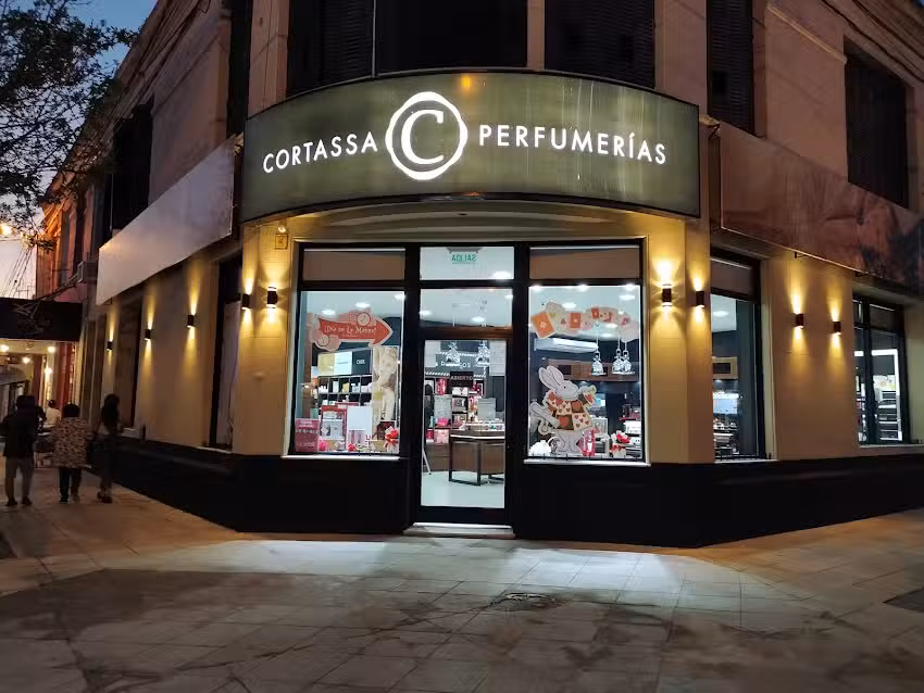 Parfumerie. by Cortassa Formosa