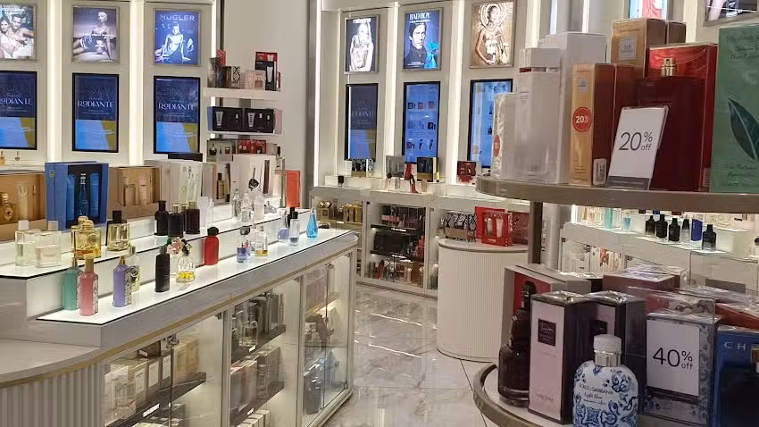 Parfumerie. Patio Olmos