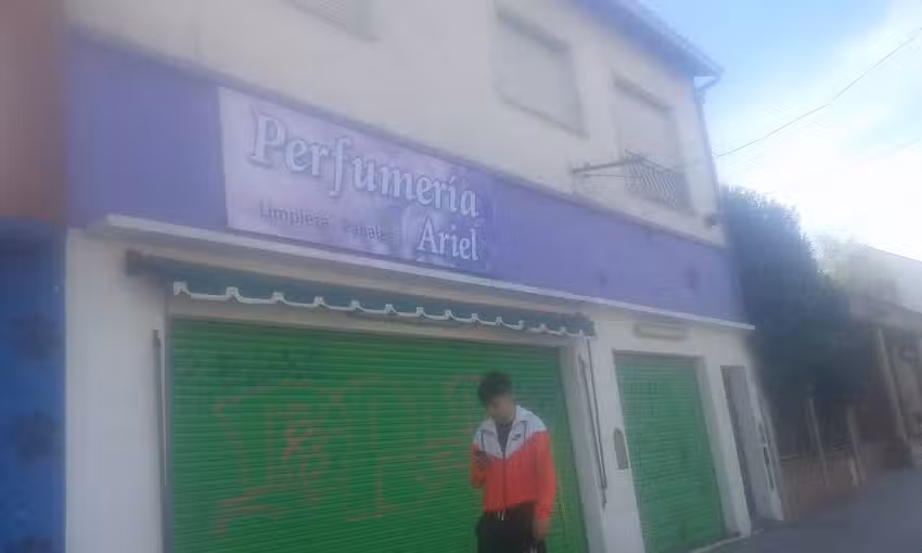 Perfumer&iacute;a Ariel