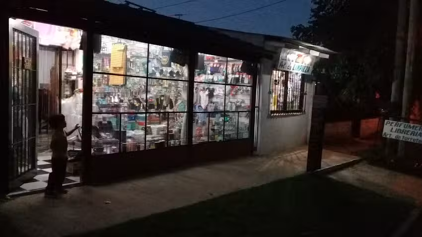 Perfumeria/-bazar/-art.limpiza/-juguetria