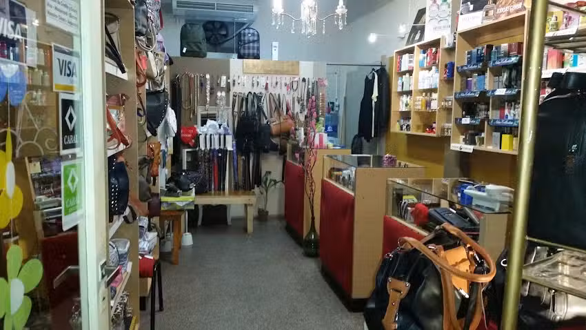 Perfumer&iacute;a Emanuel