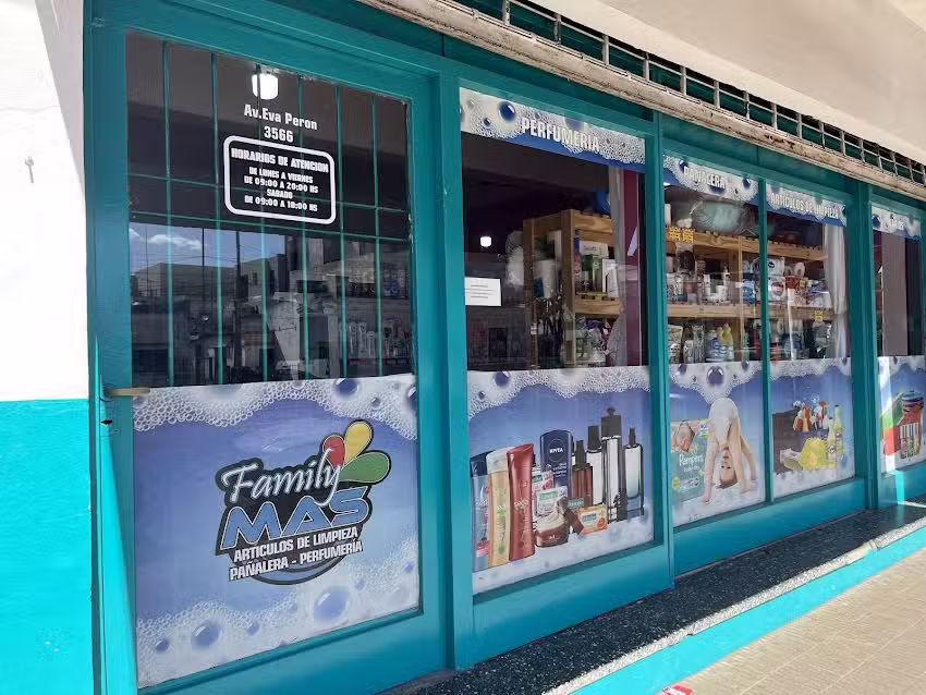 Perfumer&iacute;a Family Mas