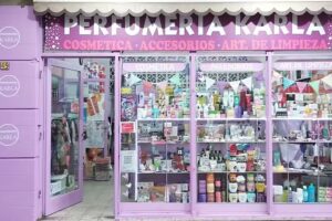 PERFUMERIA KARLA