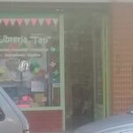 Perfumer&iacute;a Laura