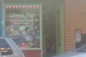 Perfumer&iacute;a Laura