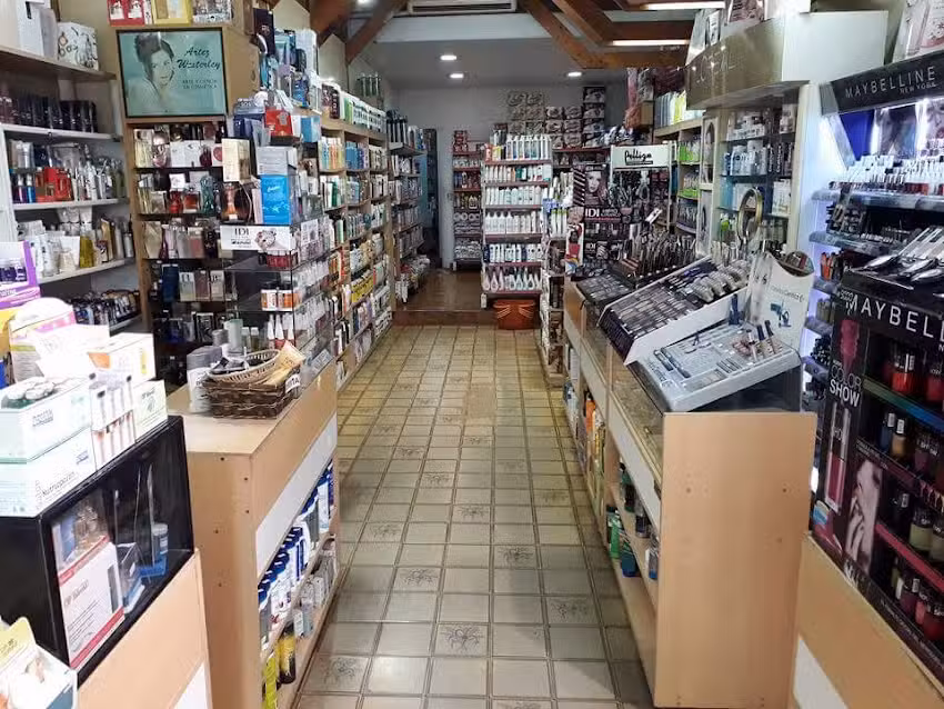 Perfumer&iacute;a Laura