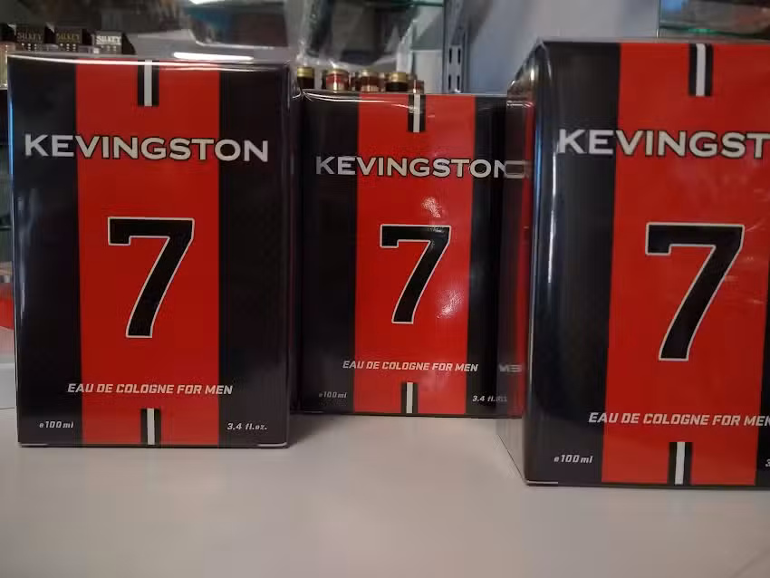 Perfumer&iacute;a Lunawana