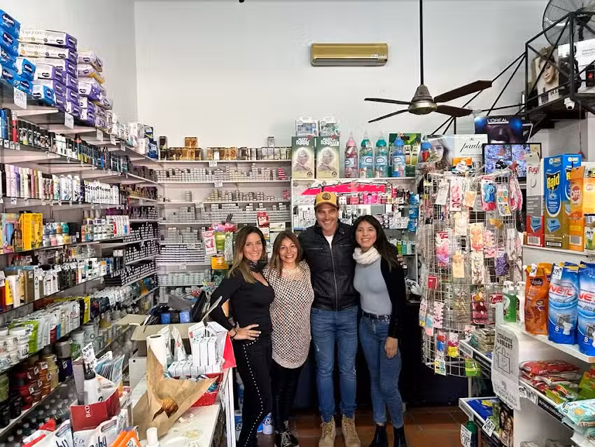 Perfumer&iacute;a &ldquo;REYNA&rdquo;