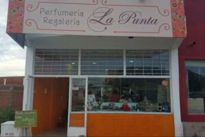 Perfumer&iacute;a Y Regaleria La Punta