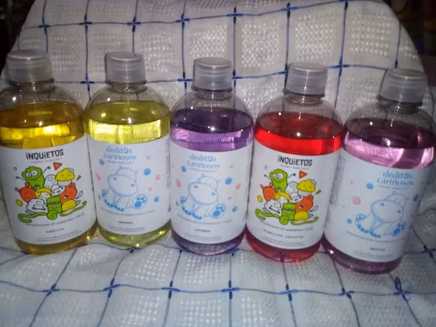 Vanesa Riquelme. Revendedora de Sandra marzzan, Violetta, Monique, Natura